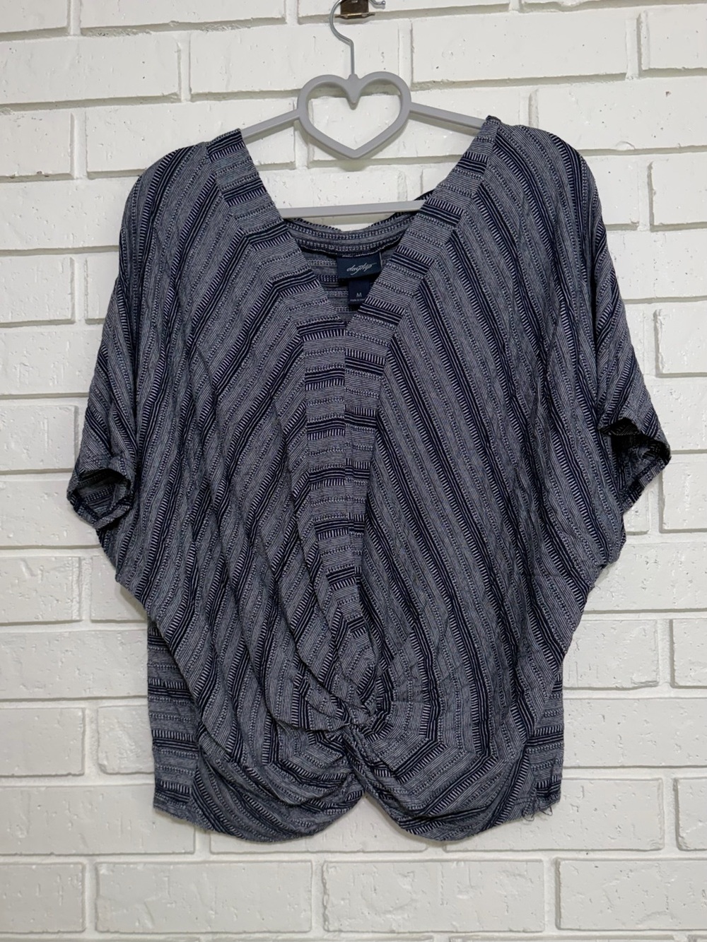 Daytrip Navy Gray Striped Twist Front Dolman Top Women’s Medium